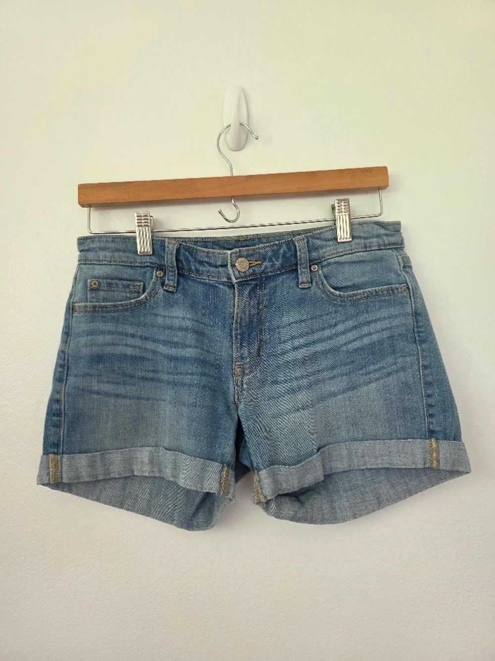 Gap Women's Sexy Boyfriend Cuffed Jean Shorts Low Rise Light Blue Denim - 0 / 25